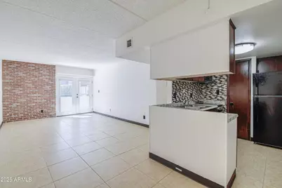 3416 N 44th Street #Unit 8, Phoenix, AZ 85018 - Photo 11