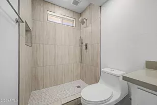 2528 E Malibu Dr, Tempe, AZ 85282 - Photo 17