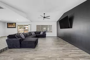 11244 N 58th Dr, Glendale, AZ 85304 - Photo 13