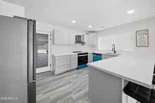 11244 N 58th Dr, Glendale, AZ 85304 - Photo 7