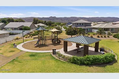 2435 E Saint Catherine Avenue, Phoenix, AZ 85042 - Photo 47