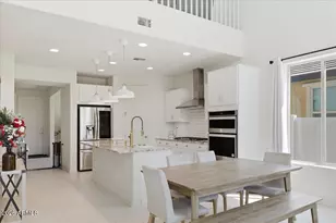 2435 E Saint Catherine Ave, Phoenix, AZ 85042 - Photo 13