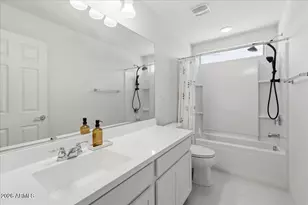 2435 E Saint Catherine Ave, Phoenix, AZ 85042 - Photo 31