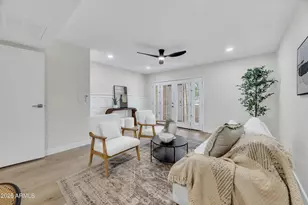 1601 W Sunnyside Dr, Phoenix, AZ 85029 - Photo 11