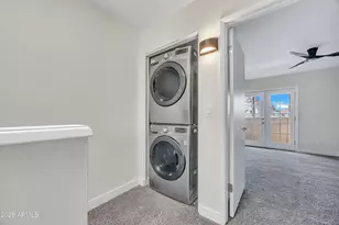 1601 W Sunnyside Dr, Phoenix, AZ 85029 - Photo 23