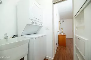 111 E Palm Ln, Phoenix, AZ 85004 - Photo 27