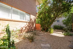 111 E Palm Ln, Phoenix, AZ 85004 - Photo 29