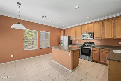 1183 E Canyon Creek Drive, Gilbert, AZ 85295 - Photo 9