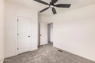 10439 E Bella Ln, San Tan Valley, AZ 85143 - Photo 13