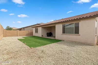 17810 W Straight Arrow Lane, Surprise, AZ 85387 - Photo 7