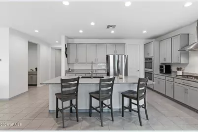 17810 W Straight Arrow Lane, Surprise, AZ 85387 - Photo 19