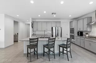 17810 W Straight Arrow Ln, Surprise, AZ 85387 - Photo 19