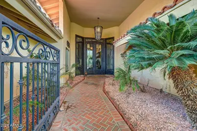 9790 N Invergordon Road, Paradise Valley, AZ 85253 - Photo 5