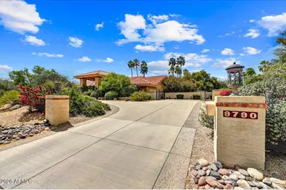 9790 N Invergordon Road, Paradise Valley, AZ 85253 - Photo 7