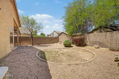 16156 W Latham Street, Goodyear, AZ 85338 - Photo 33