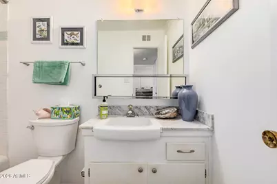 3919 W El Caminito Drive, Phoenix, AZ 85051 - Photo 15