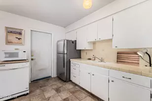 3919 W El Caminito Dr, Phoenix, AZ 85051 - Photo 9