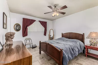 3919 W El Caminito Drive, Phoenix, AZ 85051 - Photo 13