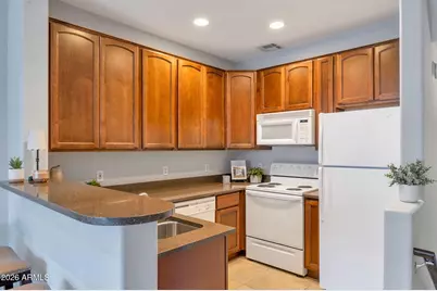 4455 E Paradise Village Parkway S #1052, Phoenix, AZ 85032 - Photo 5