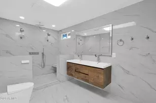 2420 W Mandalay Ln, Phoenix, AZ 85023 - Photo 19