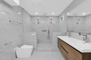 2420 W Mandalay Ln, Phoenix, AZ 85023 - Photo 23