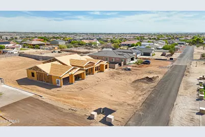 19622 W Colter Street, Litchfield Park, AZ 85340 - Photo 17