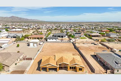 19622 W Colter Street, Litchfield Park, AZ 85340 - Photo 13