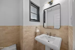 5334 N 32nd Pl, Phoenix, AZ 85018 - Photo 13