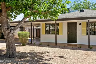 3115 N 34th Pl, Phoenix, AZ 85018 - Photo 3