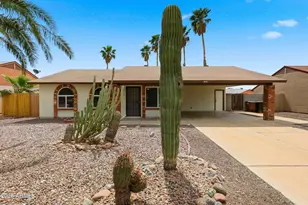 9001 W Cinnabar Ave, Peoria, AZ 85345 - Photo 1