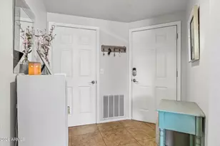 10030 W Indian School Rd, Phoenix, AZ 85037 - Photo 19