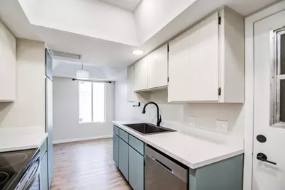 7761 N 19th Drive, Phoenix, AZ 85021 - Photo 9