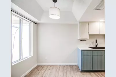 7761 N 19th Drive, Phoenix, AZ 85021 - Photo 7