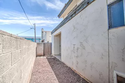 7761 N 19th Drive, Phoenix, AZ 85021 - Photo 23