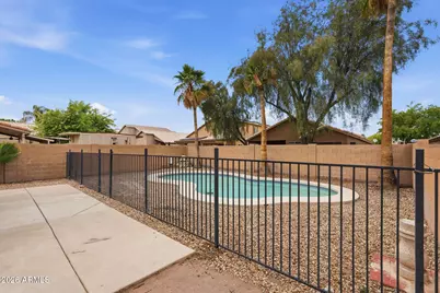 16218 W Davis Road, Surprise, AZ 85374 - Photo 35