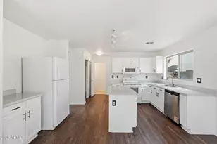 16218 W Davis Rd, Surprise, AZ 85374 - Photo 15