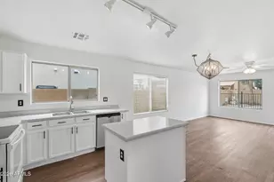 16218 W Davis Rd, Surprise, AZ 85374 - Photo 13