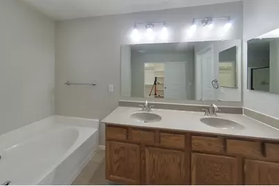 8717 W Hammond Lane, Tolleson, AZ 85353 - Photo 9