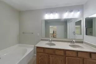 8717 W Hammond Ln, Tolleson, AZ 85353 - Photo 9