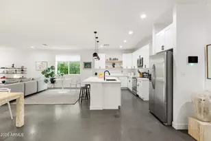 2922 E Blanche Dr, Phoenix, AZ 85032 - Photo 3