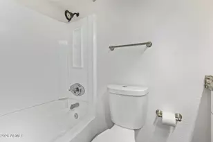 3601 W Tierra Buena Ln, Phoenix, AZ 85053 - Photo 17