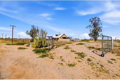 3384 E Cornman Road, Casa Grande, AZ 85194 - Photo 13