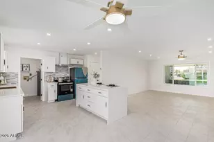 15401 N Cameo Dr, Sun City, AZ 85351 - Photo 5