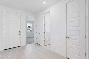 6991 W Pinnacle Vista Dr, Peoria, AZ 85383 - Photo 3