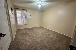 3251 W Vista Bonita Dr, Phoenix, AZ 85027 - Photo 17