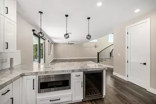 3821 E Devonshire Ave, Phoenix, AZ 85018 - Photo 15