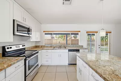 5229 E Winchcomb, Scottsdale, AZ 85254 - Photo 7