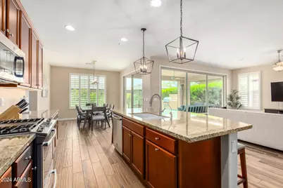 13231 W Hummingbird Terrace, Peoria, AZ 85383 - Photo 11