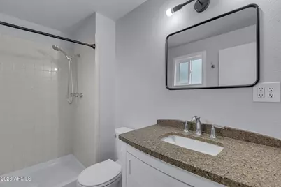 14250 N 37th Way, Phoenix, AZ 85032 - Photo 11