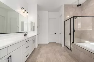 23778 N 165th Dr, Surprise, AZ 85387 - Photo 17